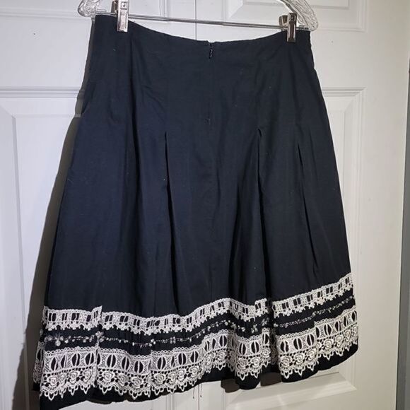 NY & Co. A-Line Embroidered Smock Black Boho Skirt - Picture 4 of 8